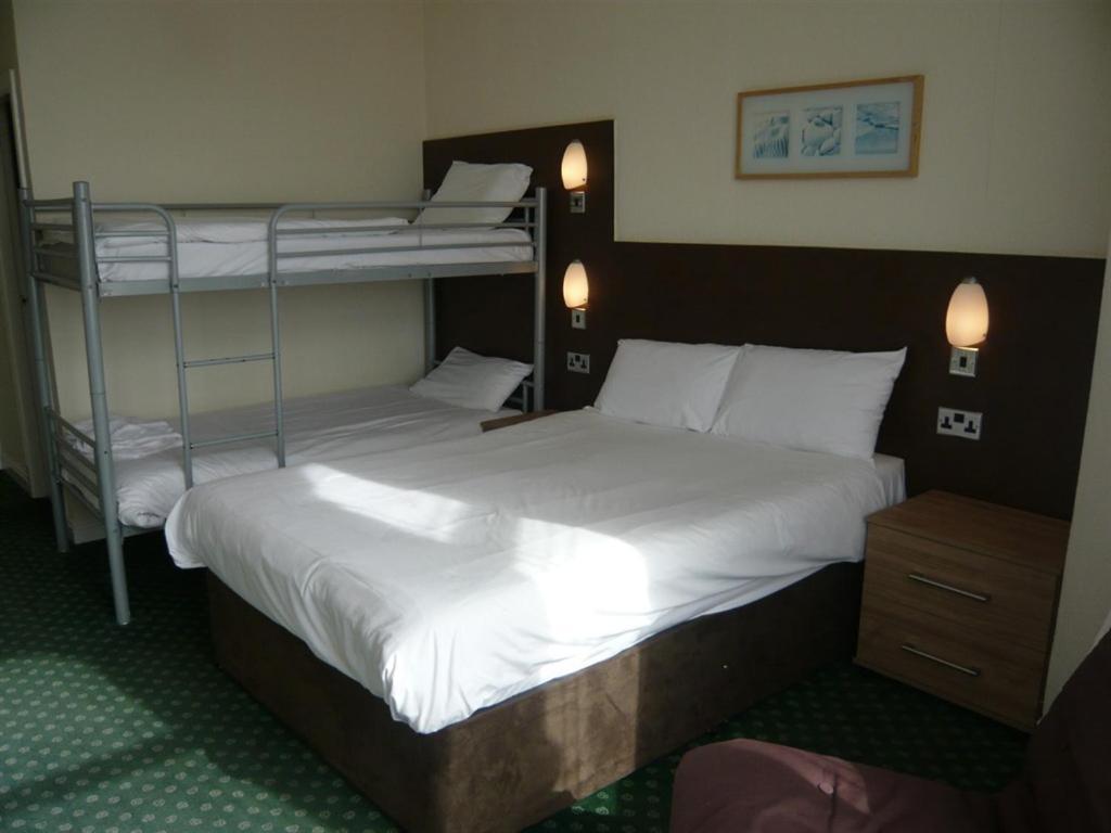 Dutchman Hotel Blackpool Bagian luar foto