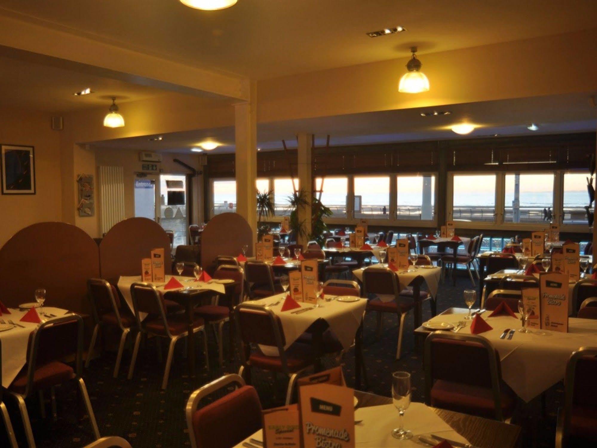 Dutchman Hotel Blackpool Bagian luar foto