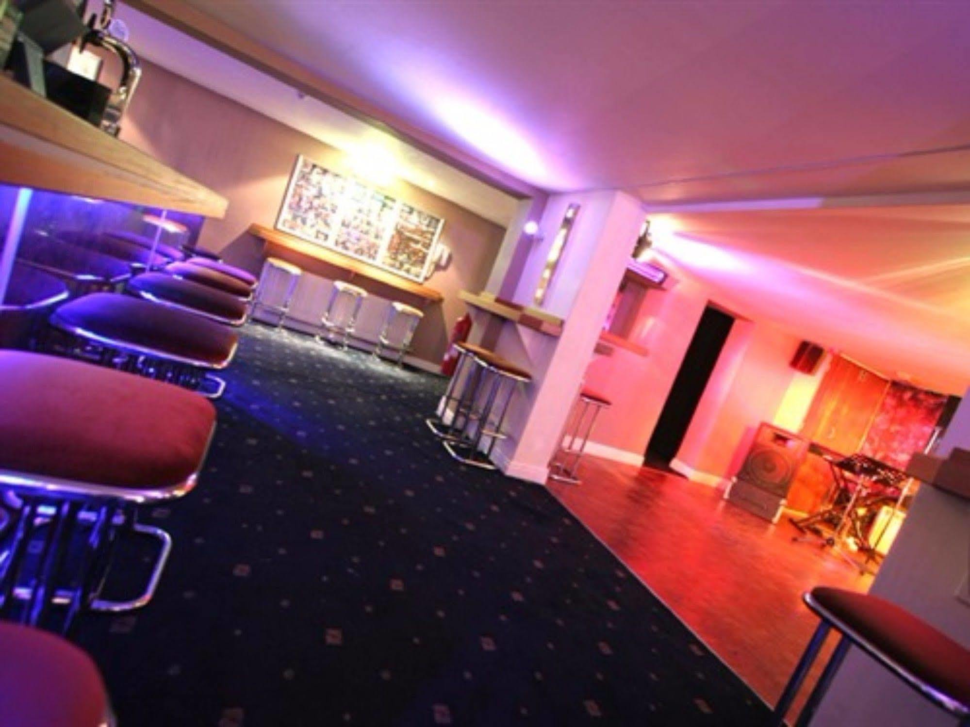 Dutchman Hotel Blackpool Bagian luar foto