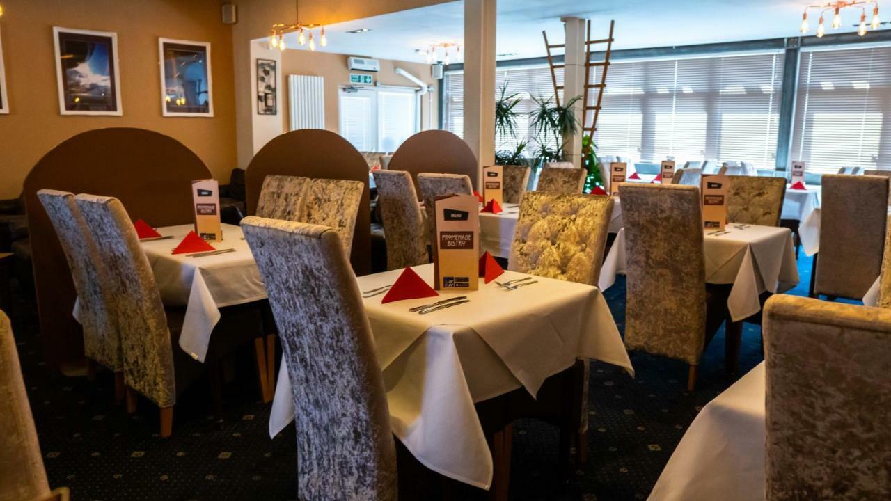 Dutchman Hotel Blackpool Bagian luar foto